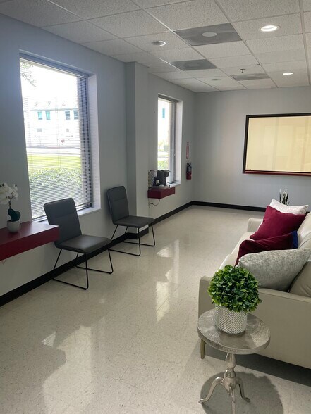 More Photos Of 19411 McKay Blvd, Humble Medical For Lease