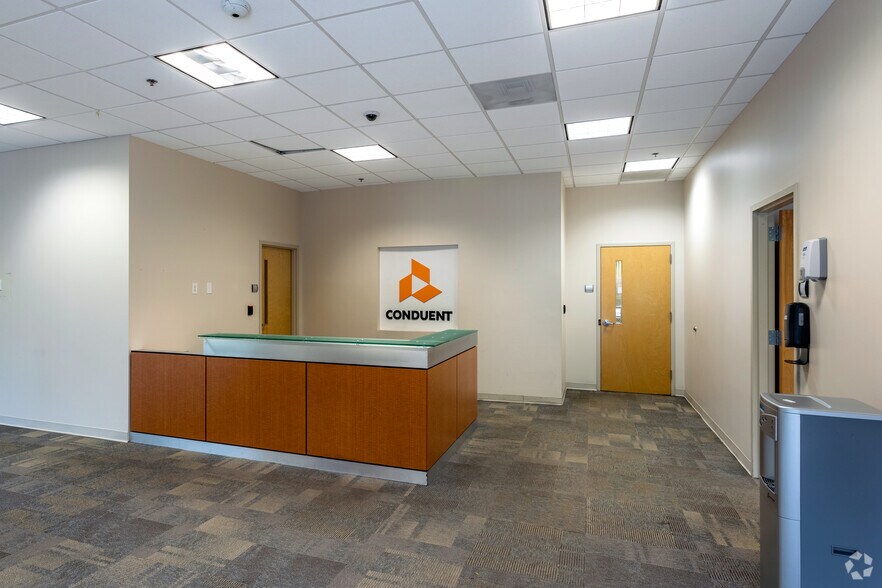 More Photos Of 2641 Sumner Blvd, Raleigh Unknown For Lease