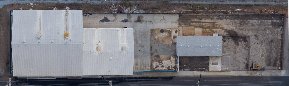 More Photos Of 505 W 6th St, Hanford Warehouse For Sale