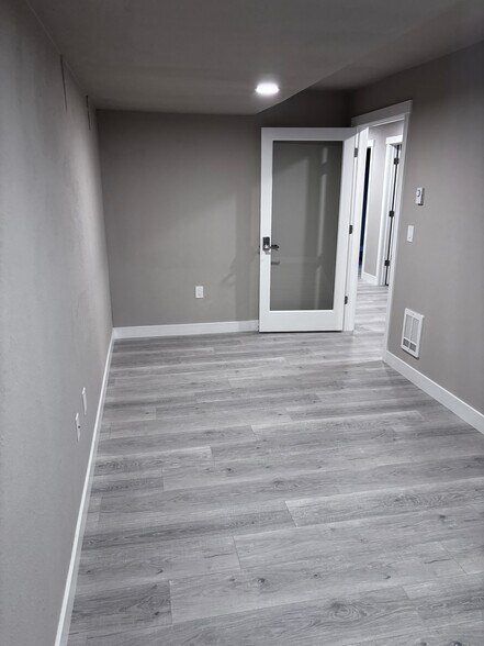 More Photos Of 1712 6th Ave, Tacoma Office Residential For Lease