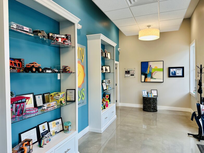 More Photos Of 433 SE Main St, Simpsonville Office For Lease