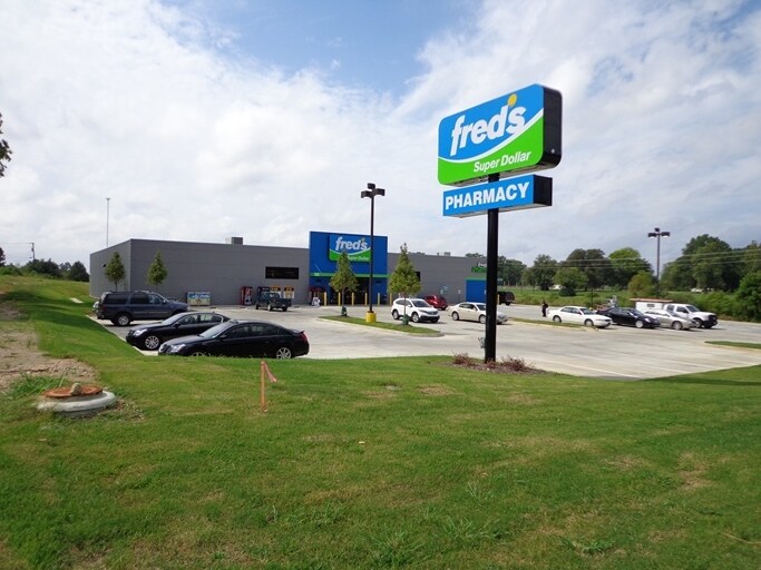 More Photos Of 511 W Monroe Ave, Okolona Freestanding For Lease