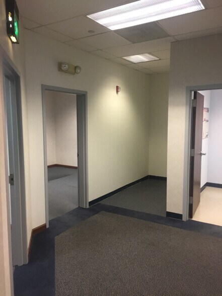 More Photos Of 1301 York Rd, Lutherville Medical For Lease