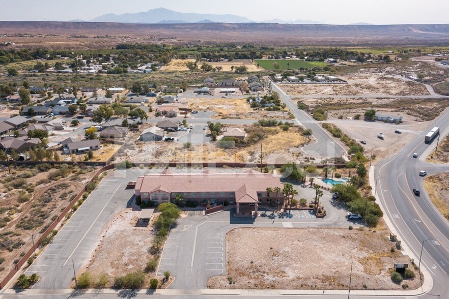More Photos Of 520 N Moapa Valley Blvd, Overton Hotel For Sale
