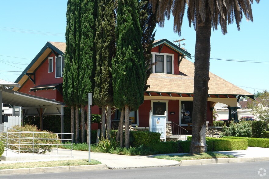 More Photos Of 526 K St, Los Banos Office For Lease