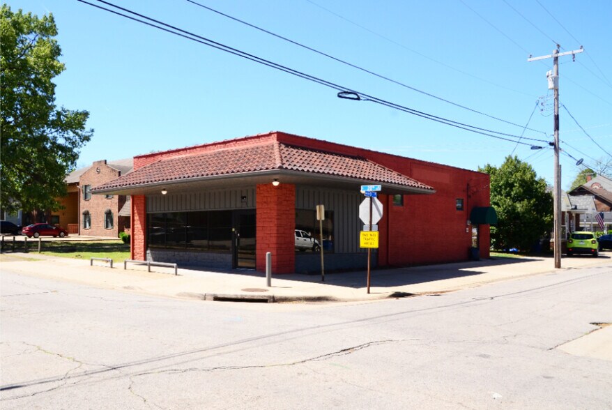 More Photos Of 500 S 20th St, Fort Smith Flex For Lease