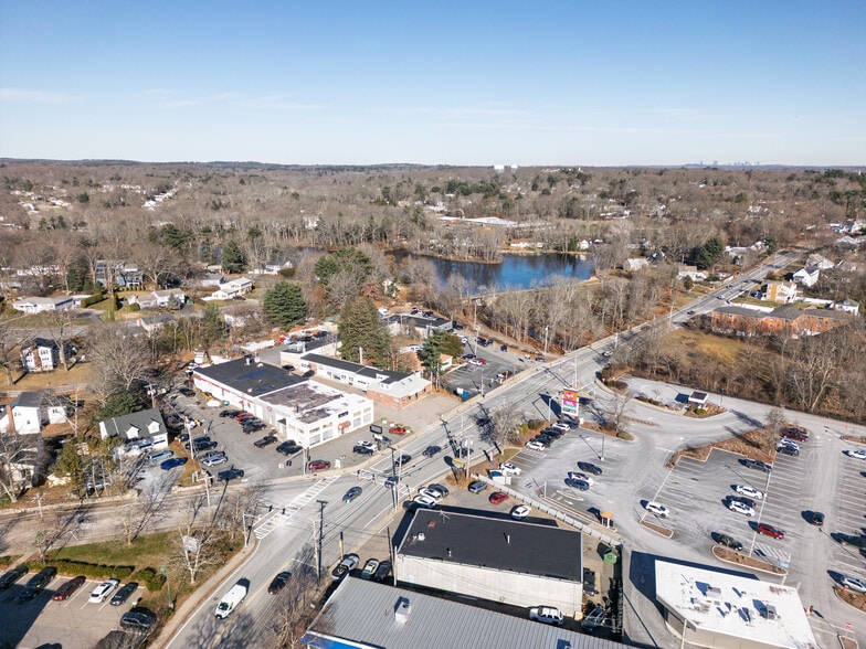 More Photos Of 451 Walpole St, Norwood Freestanding For Sale