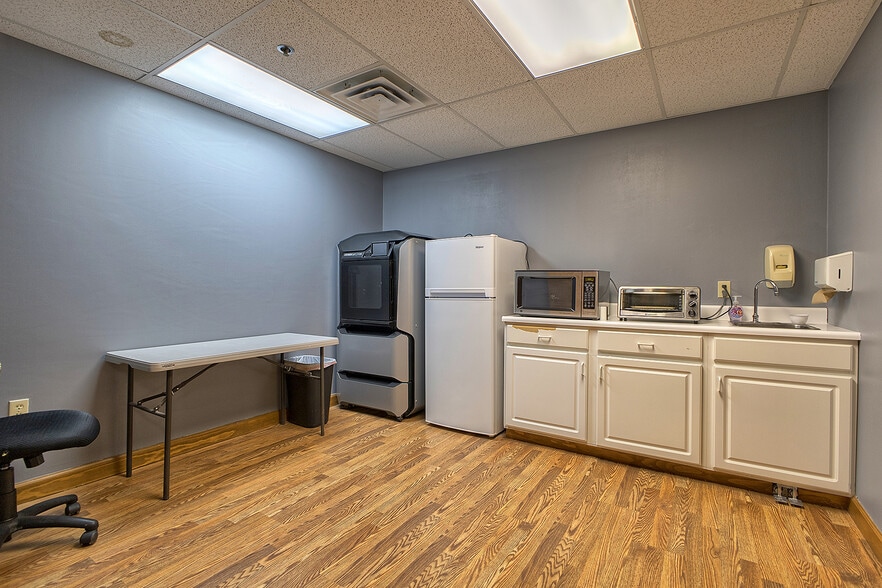 More Photos Of 911 Ligonier St, Latrobe Medical For Sale