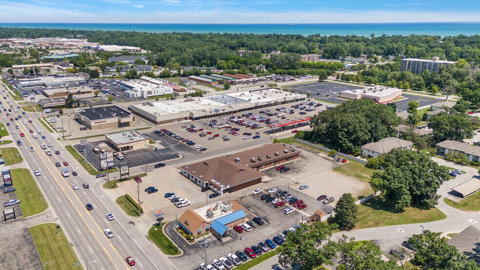 More Photos Of 3944-3954 24th Ave, Port Huron Storefront For Sale