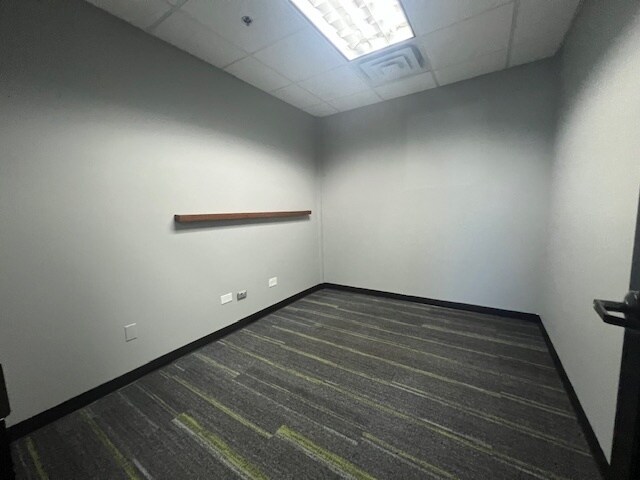 More Photos Of 1530 N Randall Rd, Elgin Medical For Lease