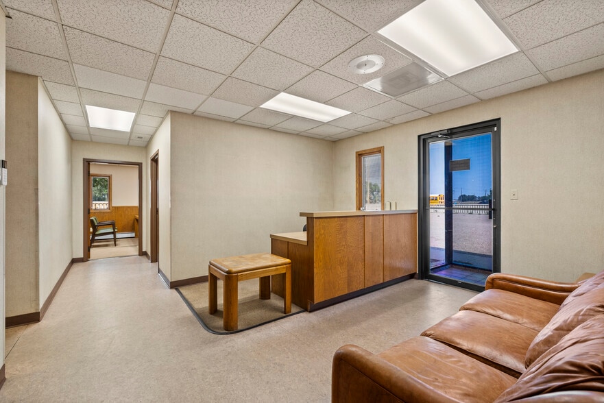 More Photos Of 617 N Timberline Rd, Fort Collins Warehouse For Sale