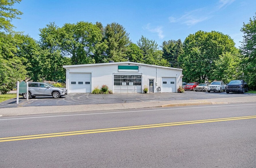 More Photos Of 298 Village St, Medway Warehouse For Sale