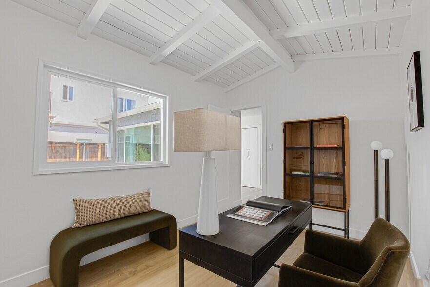 More Photos Of 18506 Kingsdale Ave, Redondo Beach Apartments For Sale