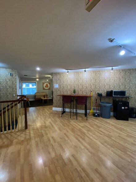 More Photos Of 1865 Old Hudson Rd, Saint Paul Loft Creative Space For Lease