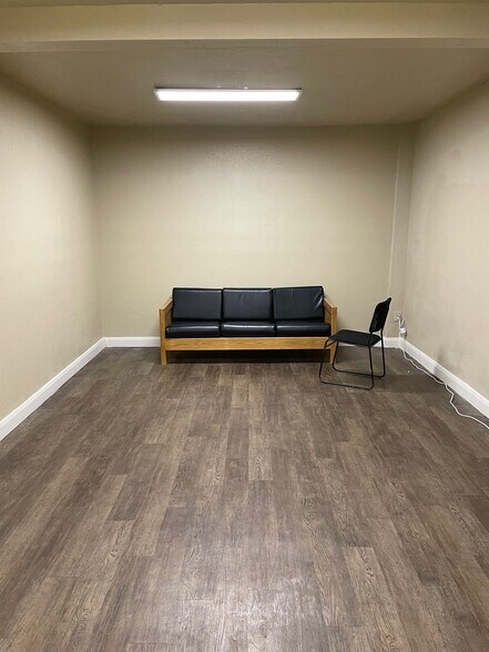 More Photos Of 246 E Fiddlers Canyon Rd, Cedar City Office For Sale