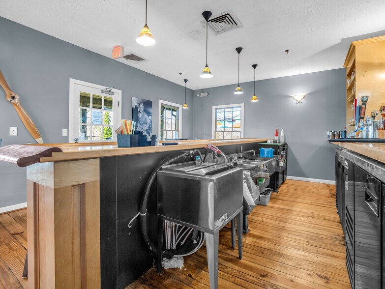 More Photos Of 192 Fashion Cir, Rutherfordton General Retail For Sale