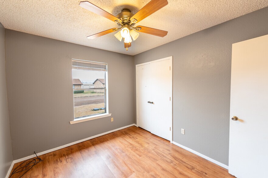 More Photos Of 100 Colvin St, Mount Vernon Apartments For Sale