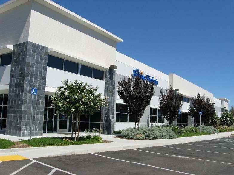 Primary Photo Of 2208 Kausen Dr, Elk Grove Unknown For Lease