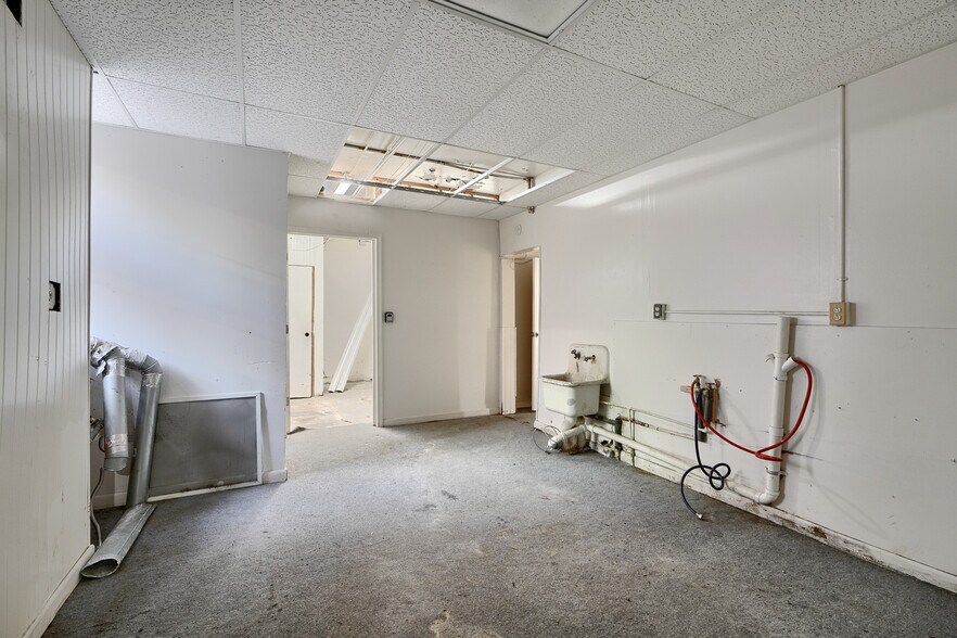 More Photos Of 3612 Eldorado Ave, Gwynn Oak Apartments For Sale