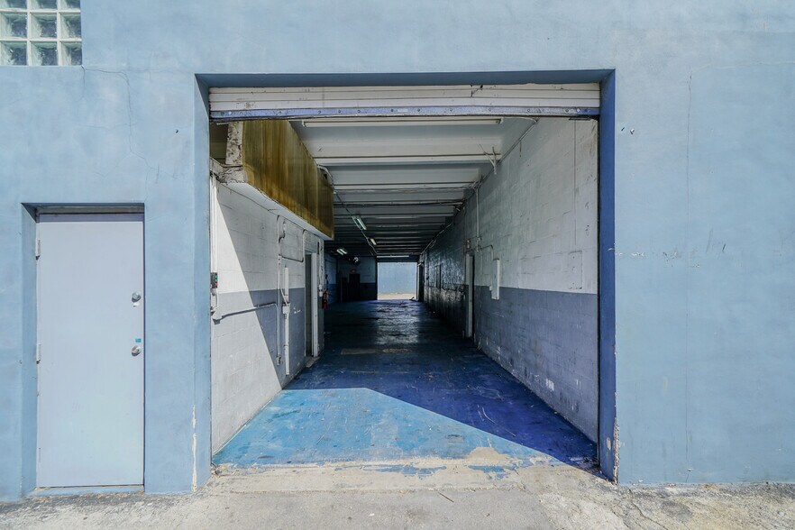 More Photos Of 743-749 NW 23rd St, Miami Food Processing For Lease