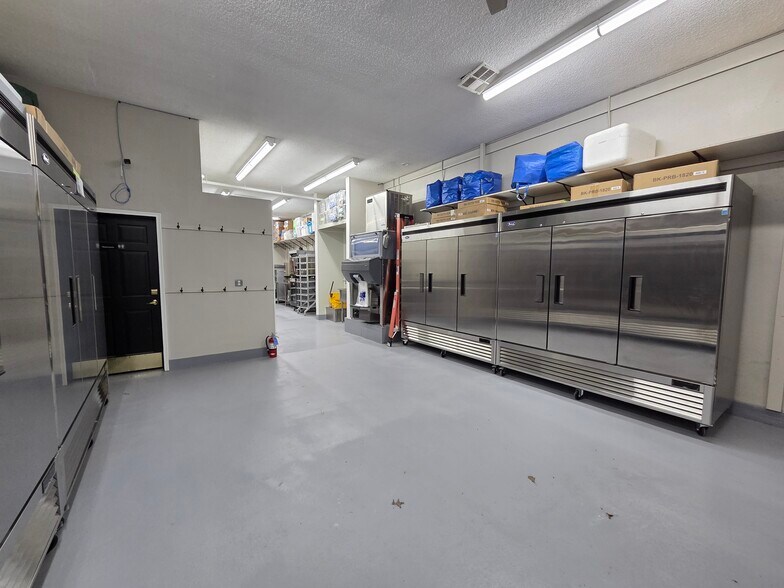 More Photos Of 215-225 N Main St, Mount Angel Freestanding For Sale