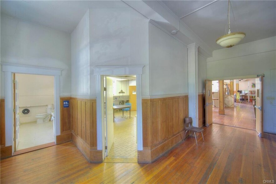 More Photos Of 105 Broadway St, Chico General Retail For Sale
