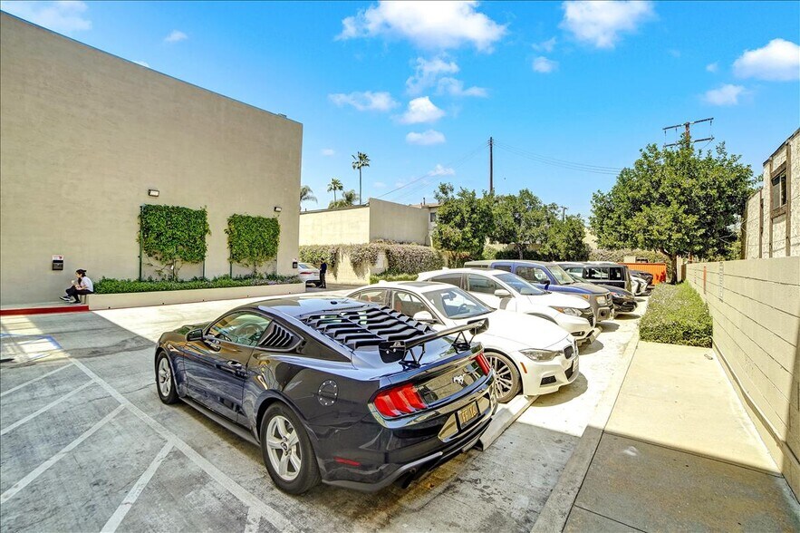 More Photos Of 301 W Valley Blvd, San Gabriel Unknown For Lease