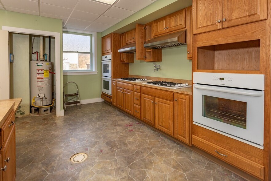 More Photos Of 6700 Austinville Rd, Columbia Cross Roads Religious Facility For Sale