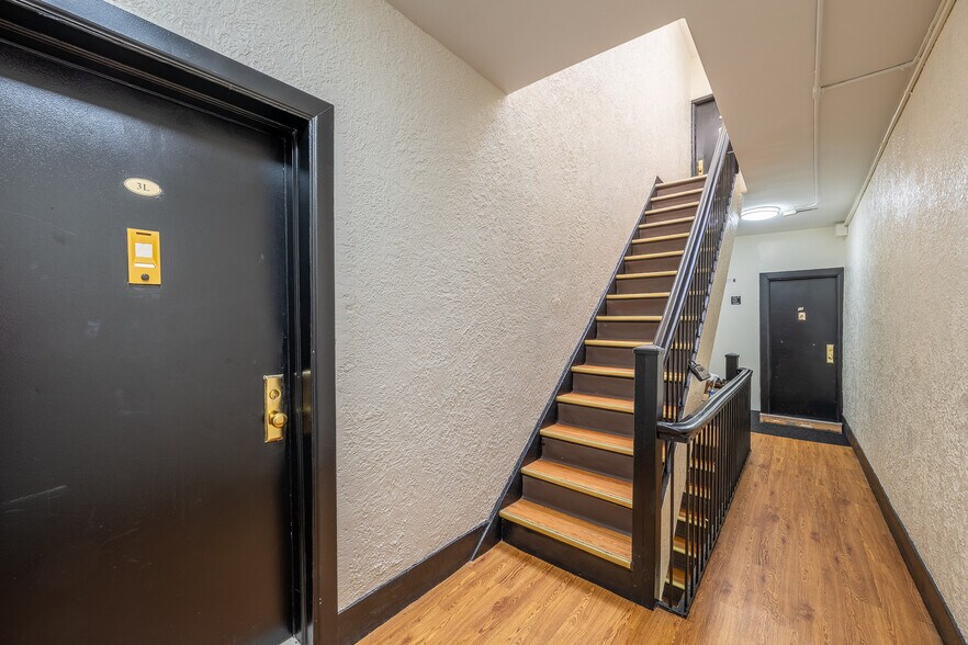 More Photos Of 5-16 47th Rd, Long Island City Apartments For Sale