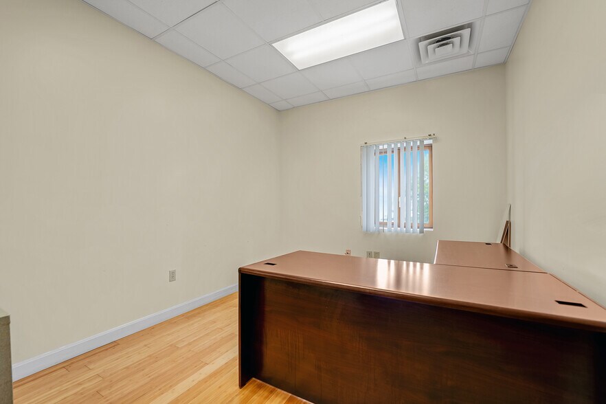 More Photos Of 86 Macarthur Dr, New Bedford Warehouse For Sale