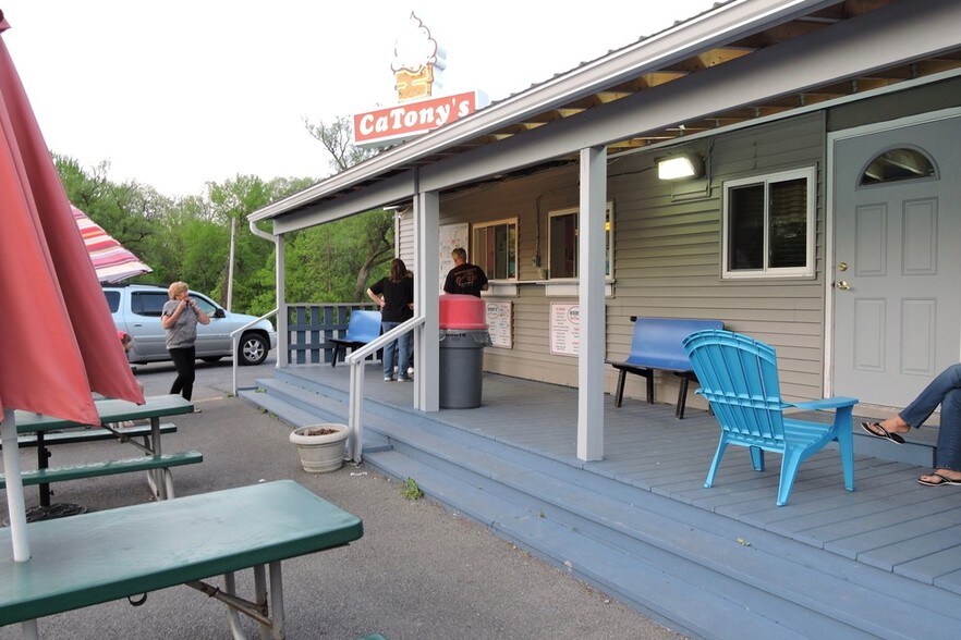 More Photos Of 7991 Route 31, Bridgeport Restaurant For Sale