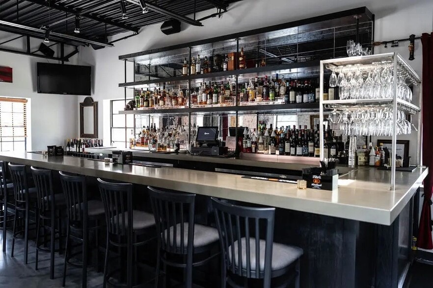 More Photos Of 23810 Woodward Ave, Pleasant Ridge Storefront Retail Office For Sale