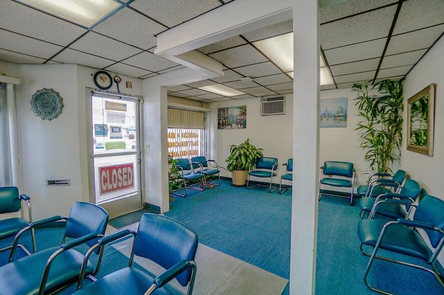 More Photos Of 11128-11130 Atlantic Ave, Lynwood Warehouse For Sale