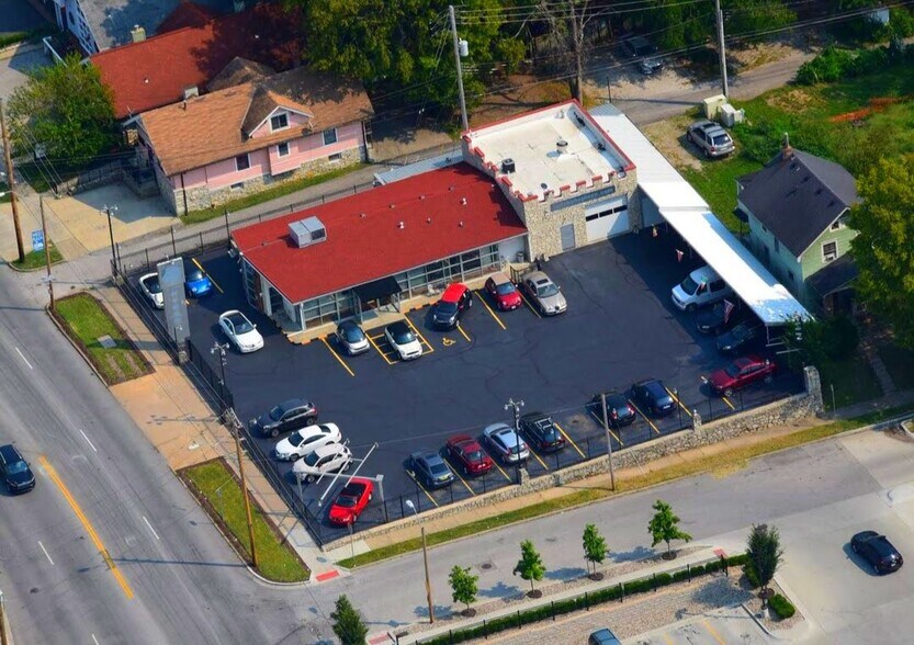 Primary Photo Of 1109-1111 Westport Rd, Kansas City Auto Dealership For Sale