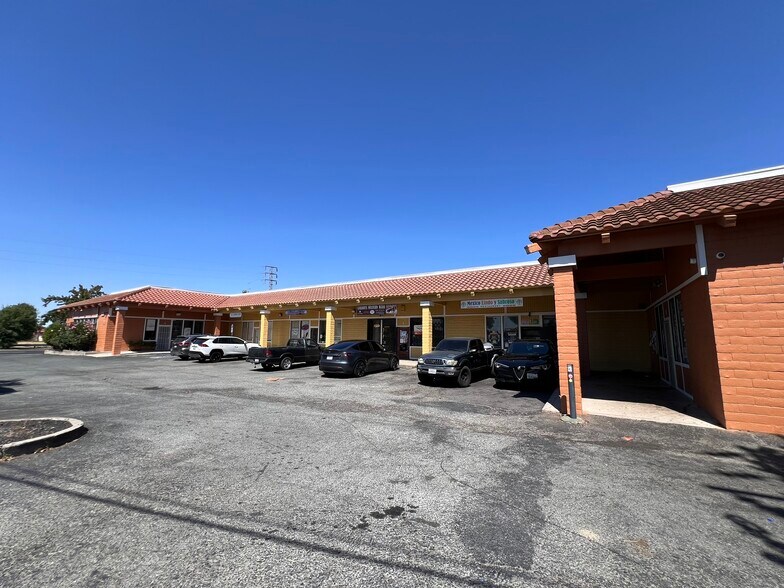 More Photos Of 53 Manor Dr, Bay Point General Retail For Sale