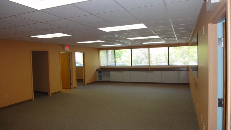 More Photos Of 1 Northwestern Dr, Bloomfield Medical For Sale