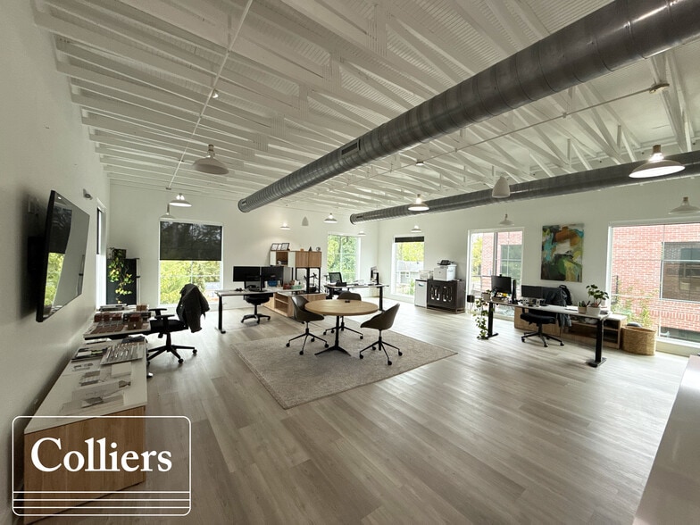 More Photos Of 204 SE 6th St, Bentonville Office For Lease