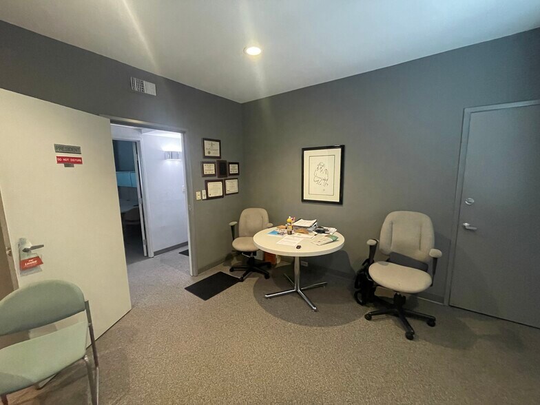 More Photos Of 13822 Beach Blvd, Westminster Office For Sale