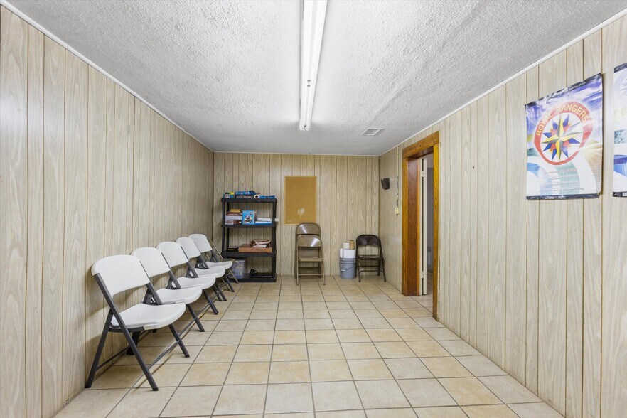 More Photos Of 201 Ragland St, Palestine Religious Facility For Sale