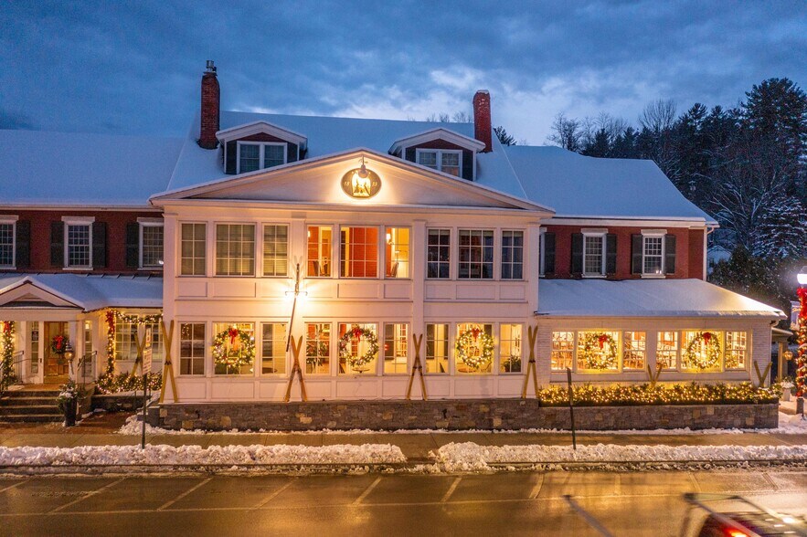 More Photos Of 18 Main St, Stowe Hotel For Sale