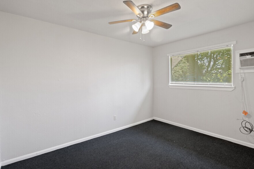 More Photos Of 8114 Stedman St, Houston Apartments For Sale