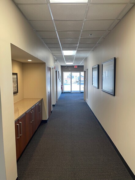 More Photos Of 620 Enterprise Dr, Oak Brook Light Distribution For Lease
