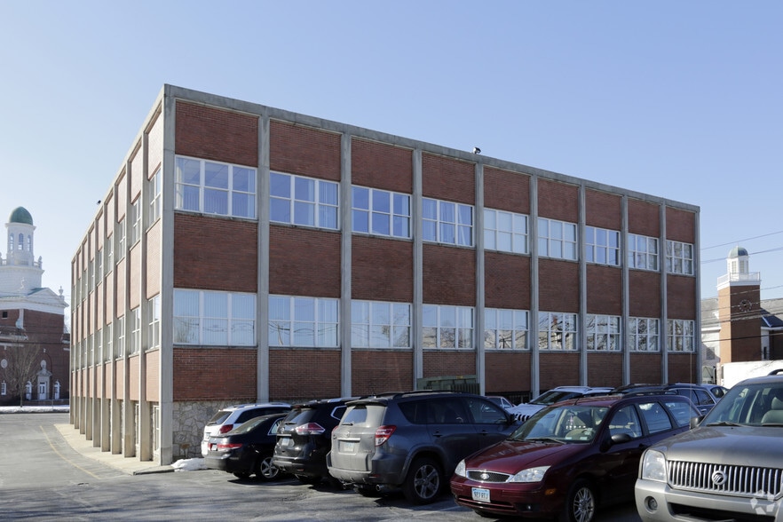 More Photos Of 111 East Ave, Norwalk Office For Lease
