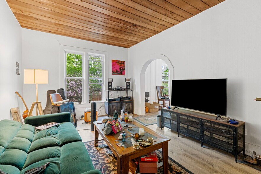 More Photos Of 1044 Maxwell Ave, Boulder Apartments For Sale