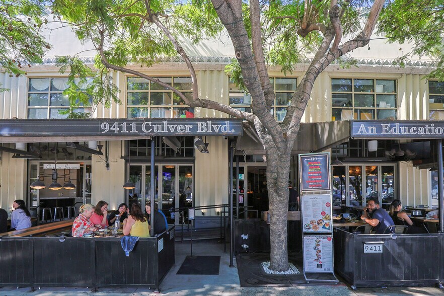 More Photos Of 3847 Main St, Culver City Storefront Retail Office For Lease