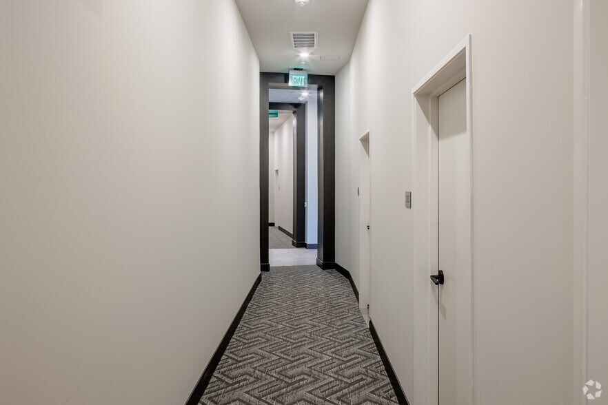 More Photos Of 2950 Brighton Blvd, Denver Apartments For Lease