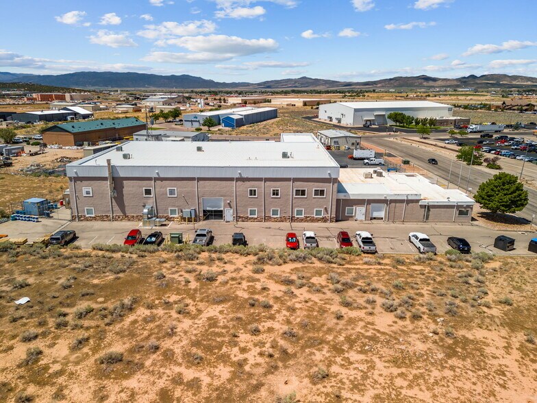 More Photos Of 2331 W Park Ave, Cedar City Distribution For Sale