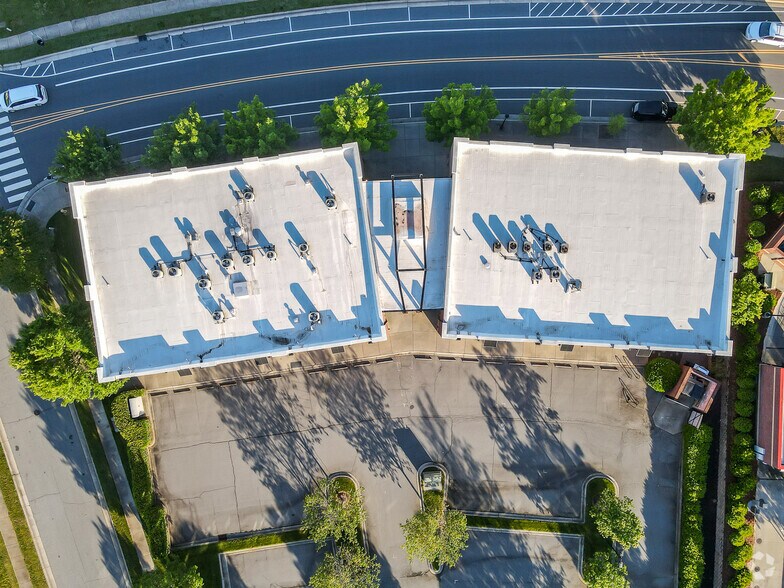 More Photos Of 630 Davidson Gateway Dr, Davidson Medical For Sale