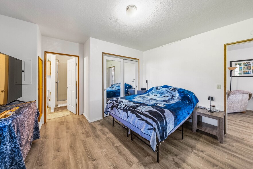 More Photos Of 542 Pacific Ave, Brookings Multifamily For Sale