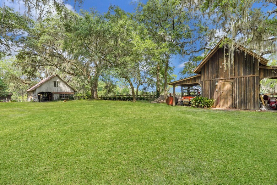 More Photos Of 1871 GA Highway 99, Brunswick Specialty For Sale